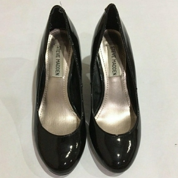 Steve Madden Shoes - Steve Madden Shoes Ulltra black Patten Pump
